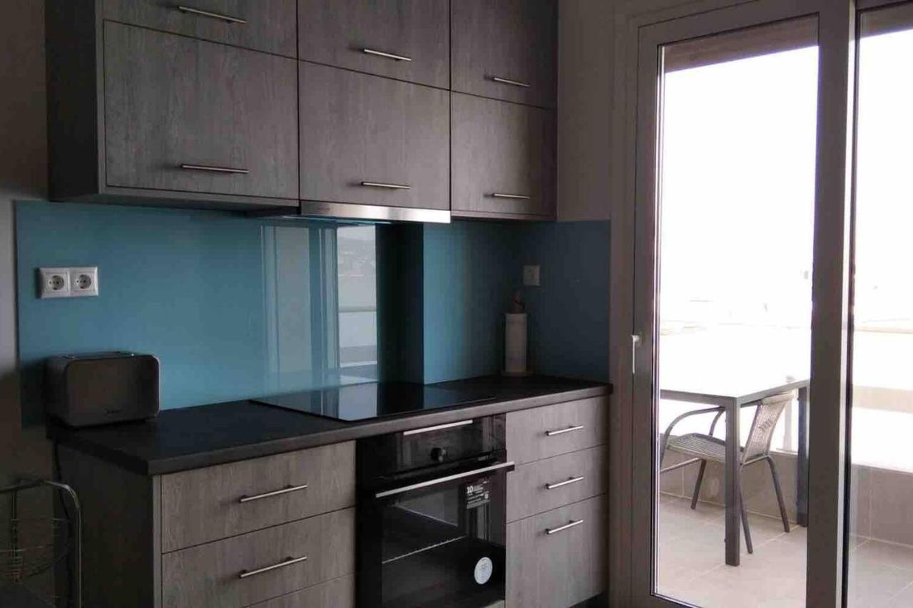 Beach Retreat In Town Corinth 외부 사진
