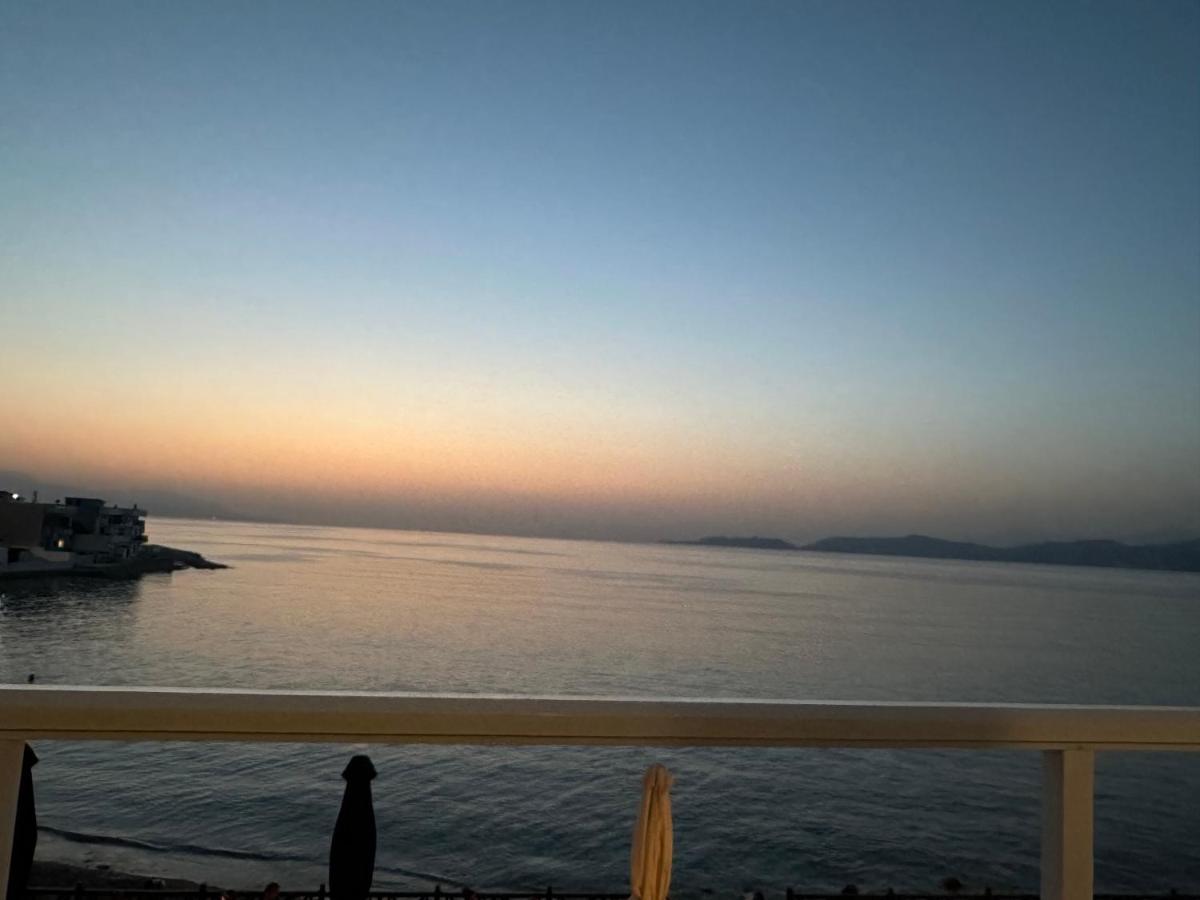 Beach Retreat In Town Corinth 외부 사진