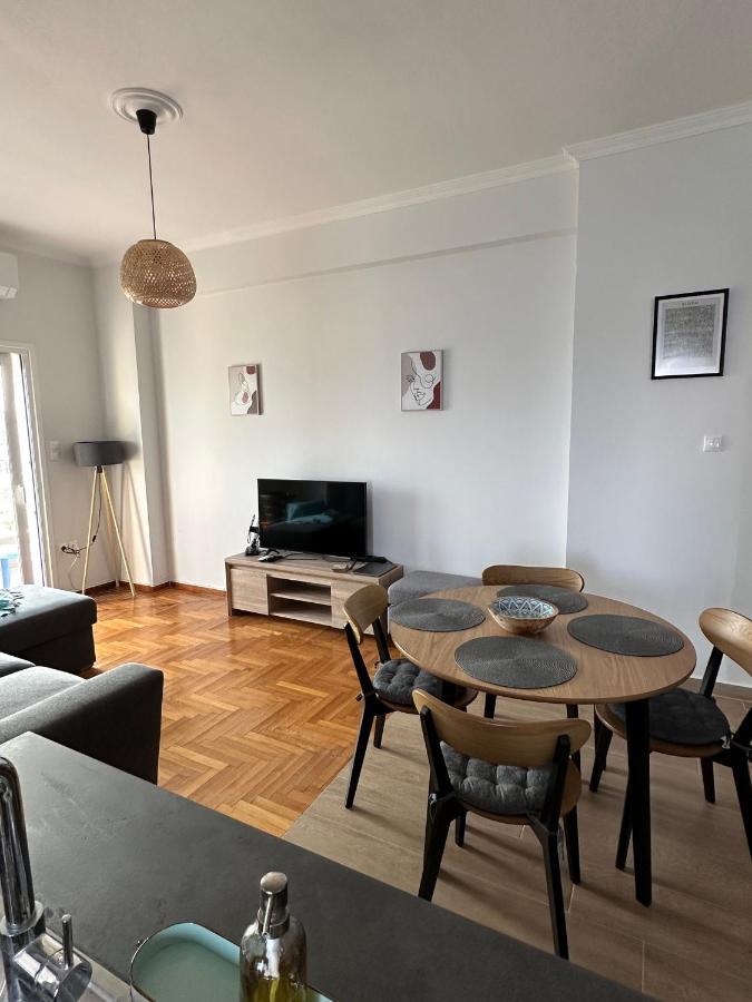 Beach Retreat In Town Corinth 외부 사진
